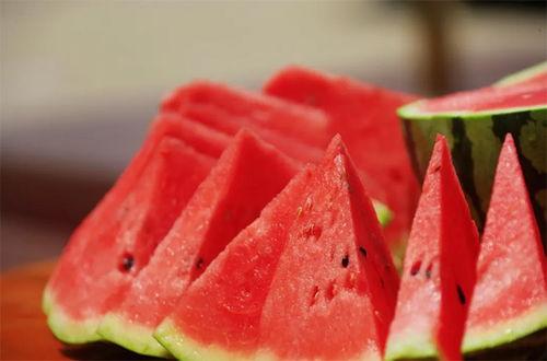 行唐新乐吃瓜,探寻瓜果飘香的田园风光